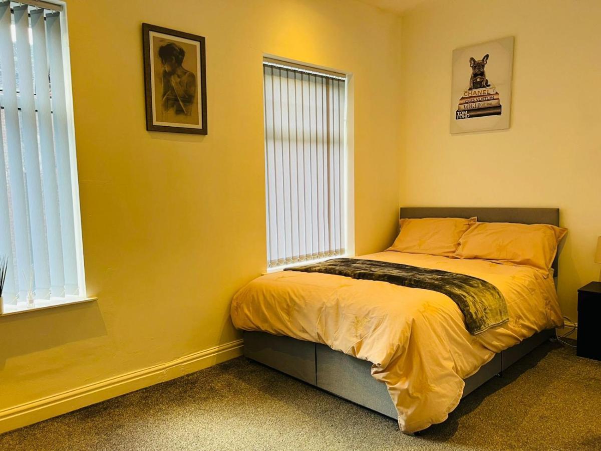 Luxury Double & Single Rooms With En-Suite Private Bathroom In City Centre Stoke On Trent Eksteriør billede